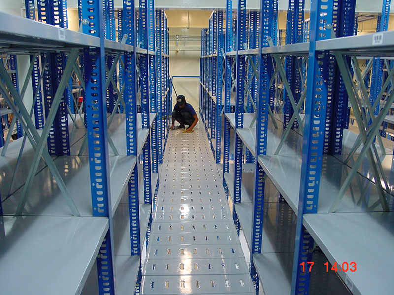 Micro Rack with Mezzanine System